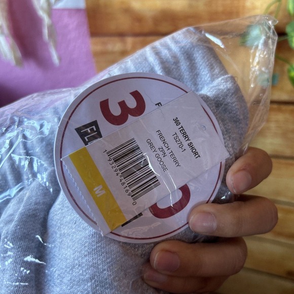 Surf & Swim Company 360 Terry Cloth Shorts in Gray M - Picture 3 of 4